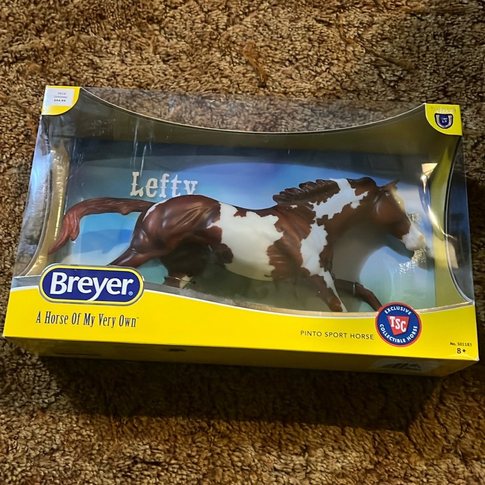 Breyer Lefty Pinto Sport Horse TSC Exclusive Traditional Scale Model #301185 NIB